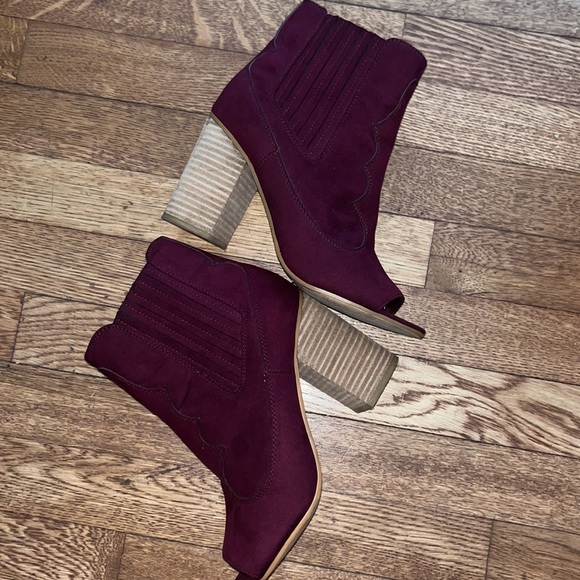 Carlos Santana Carlos Bootie - Picture 6 of 7